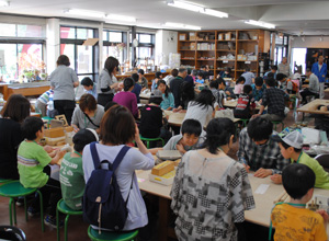 親子レク 阿南町陶芸体験館